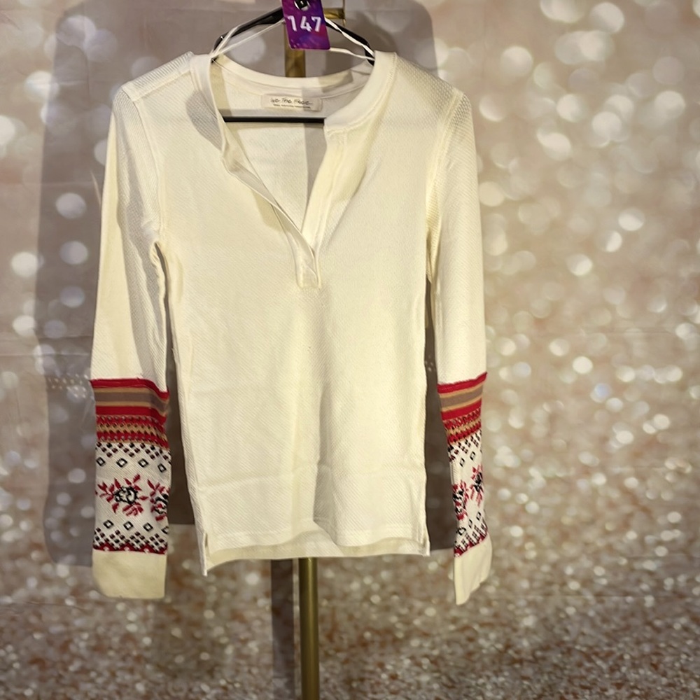 NWT WE THE FREE MIKAH LAYERING THERMAL CUFF SIZE SMALL